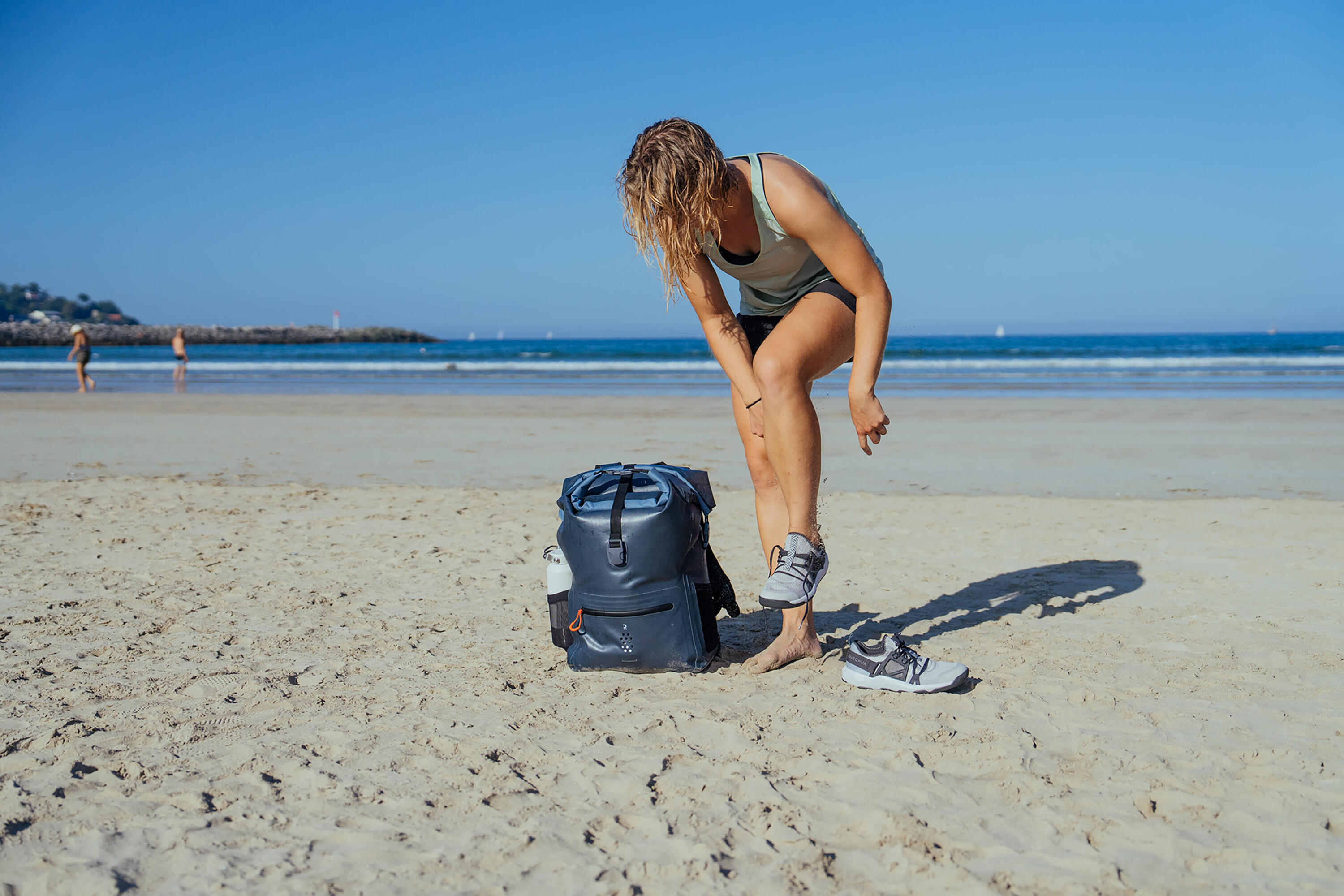 Waterproof backpack for wet conditions