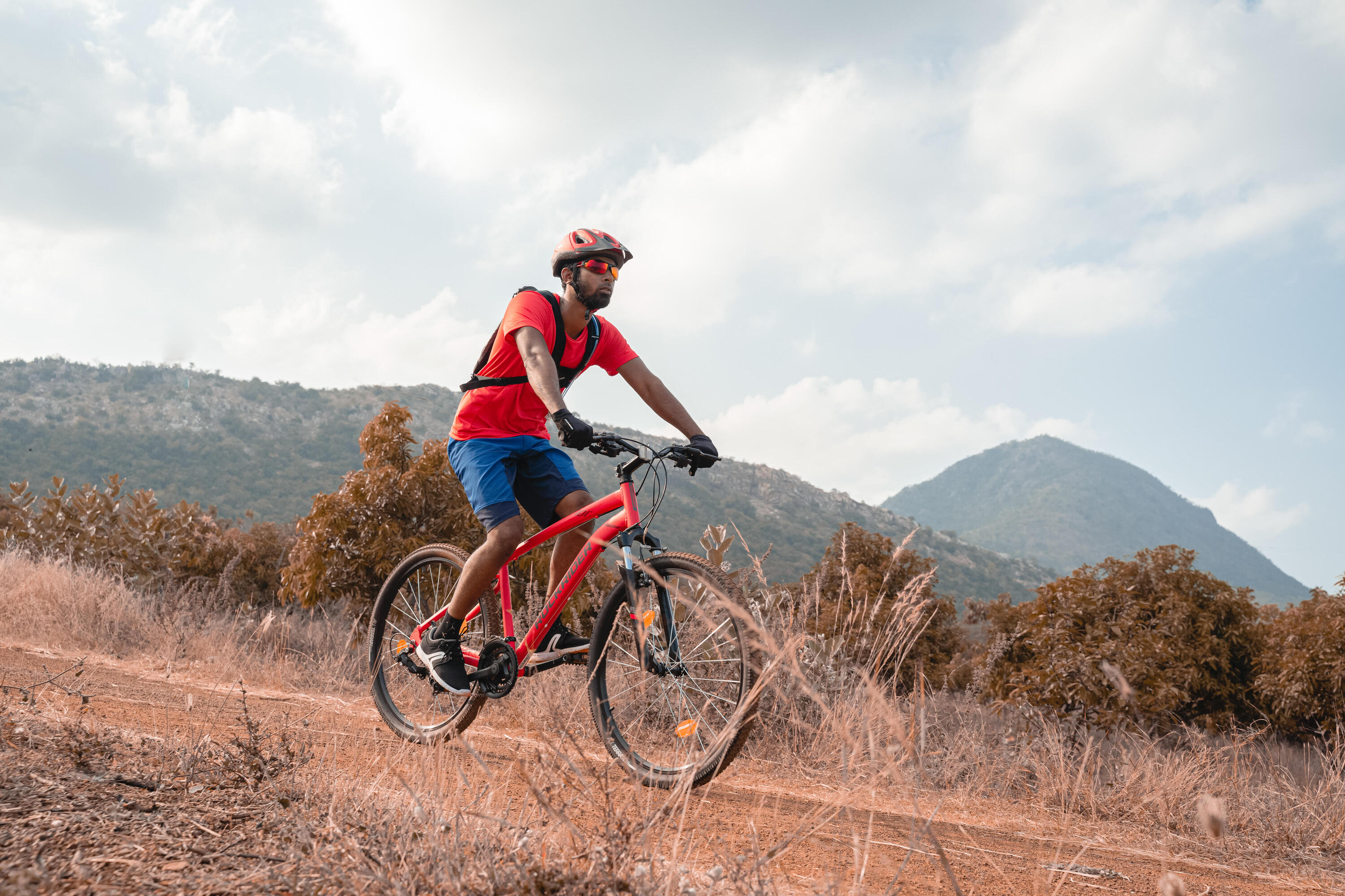 Mountain bike for off-road trails