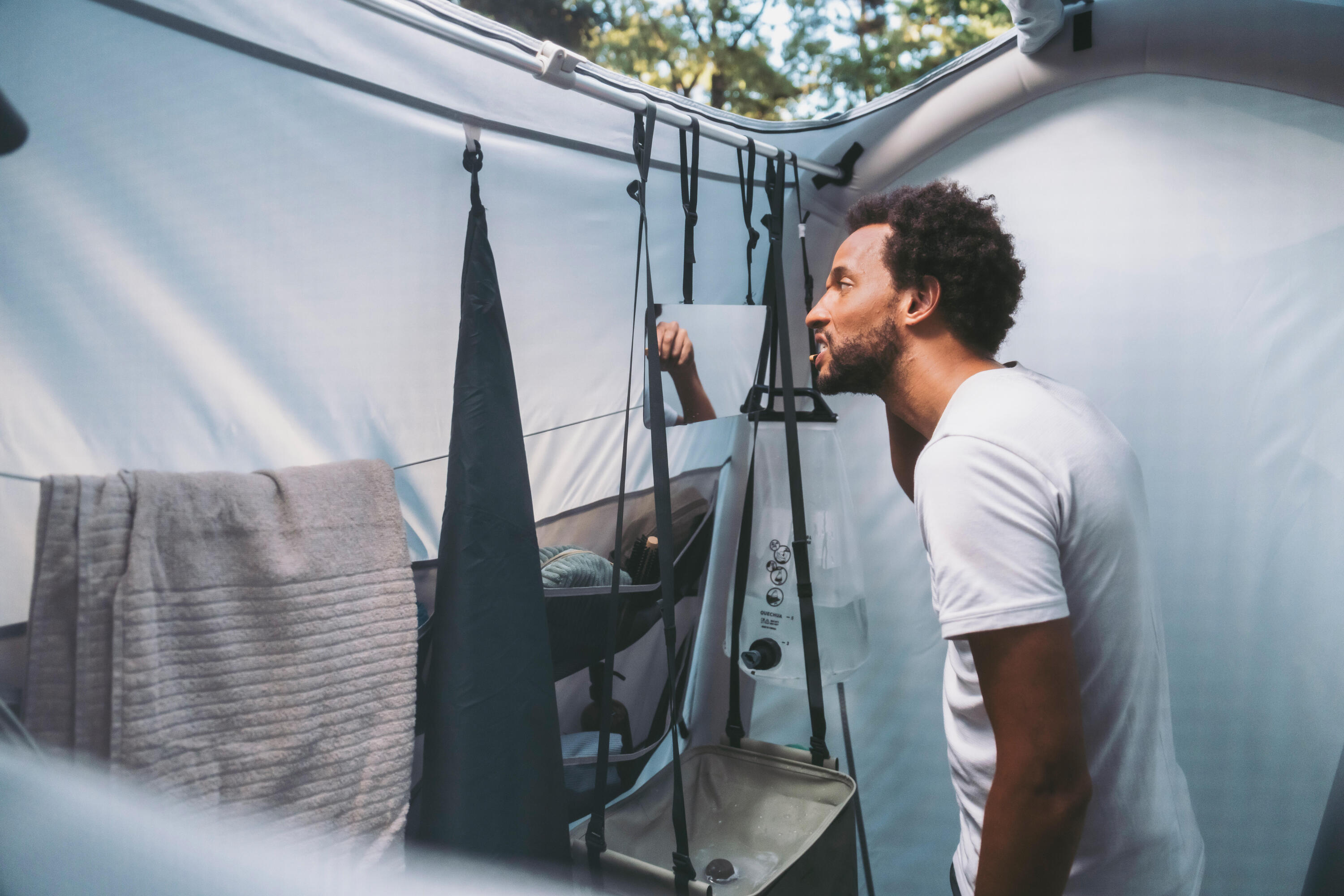 Camping shower tent for outdoor use