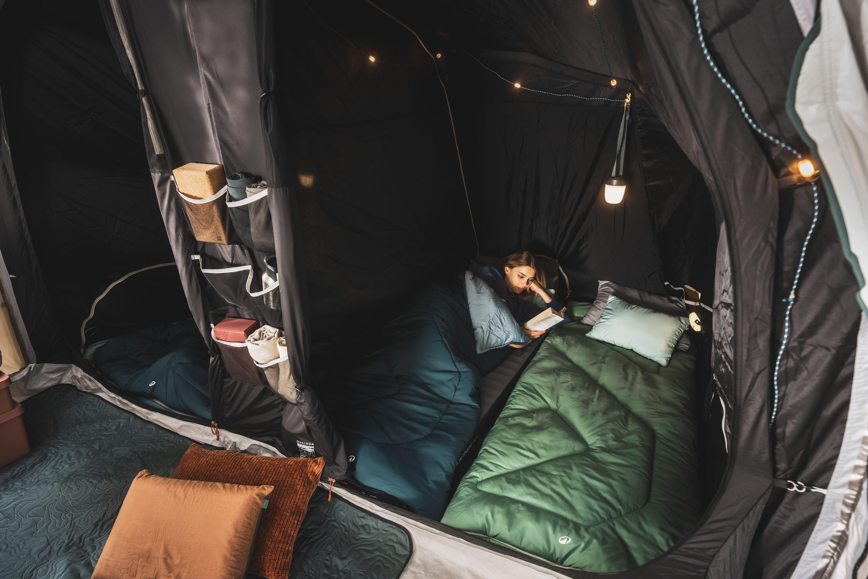 Hiking sleeping bag in a compact size